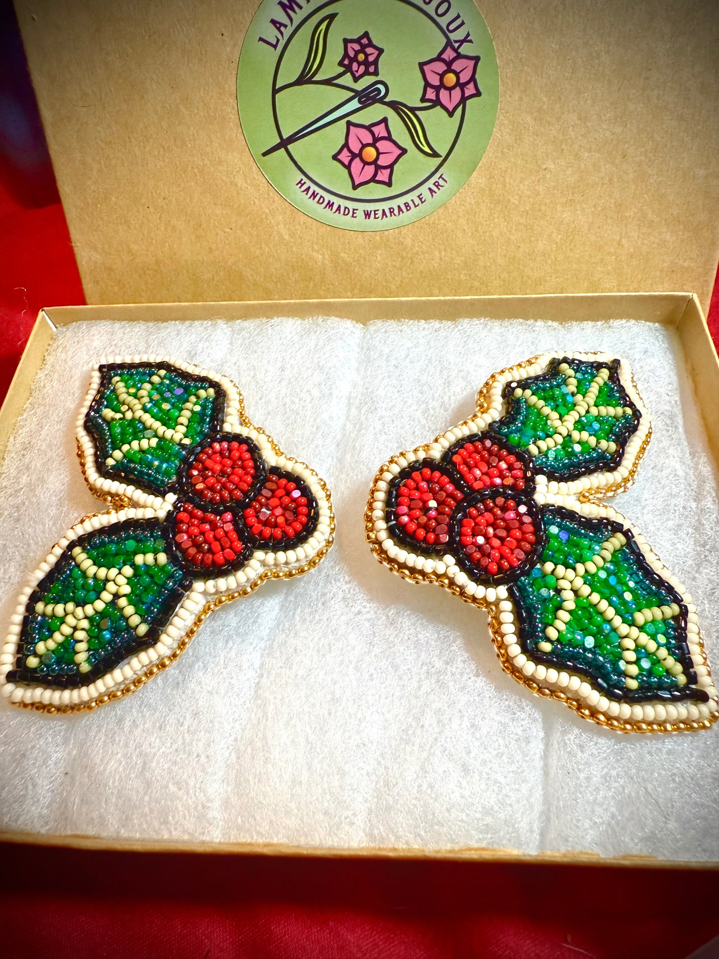 Boujee Xmas; Holly berries